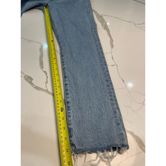 Levi's 501 Slinny Filifome Jeans 28x30 Button Fly High Rise Raw Hem Classic - Picture 8 of 12